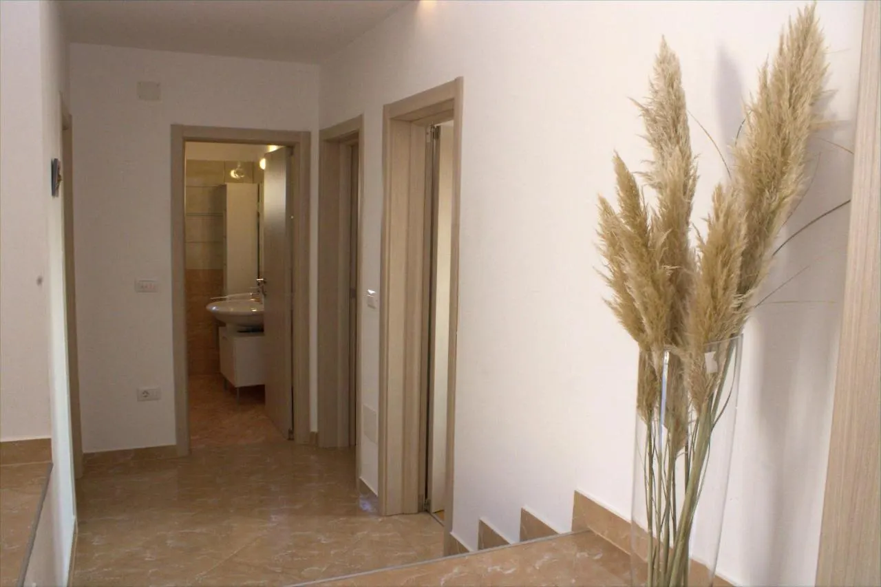 App Krase Apartment Pula Croatia